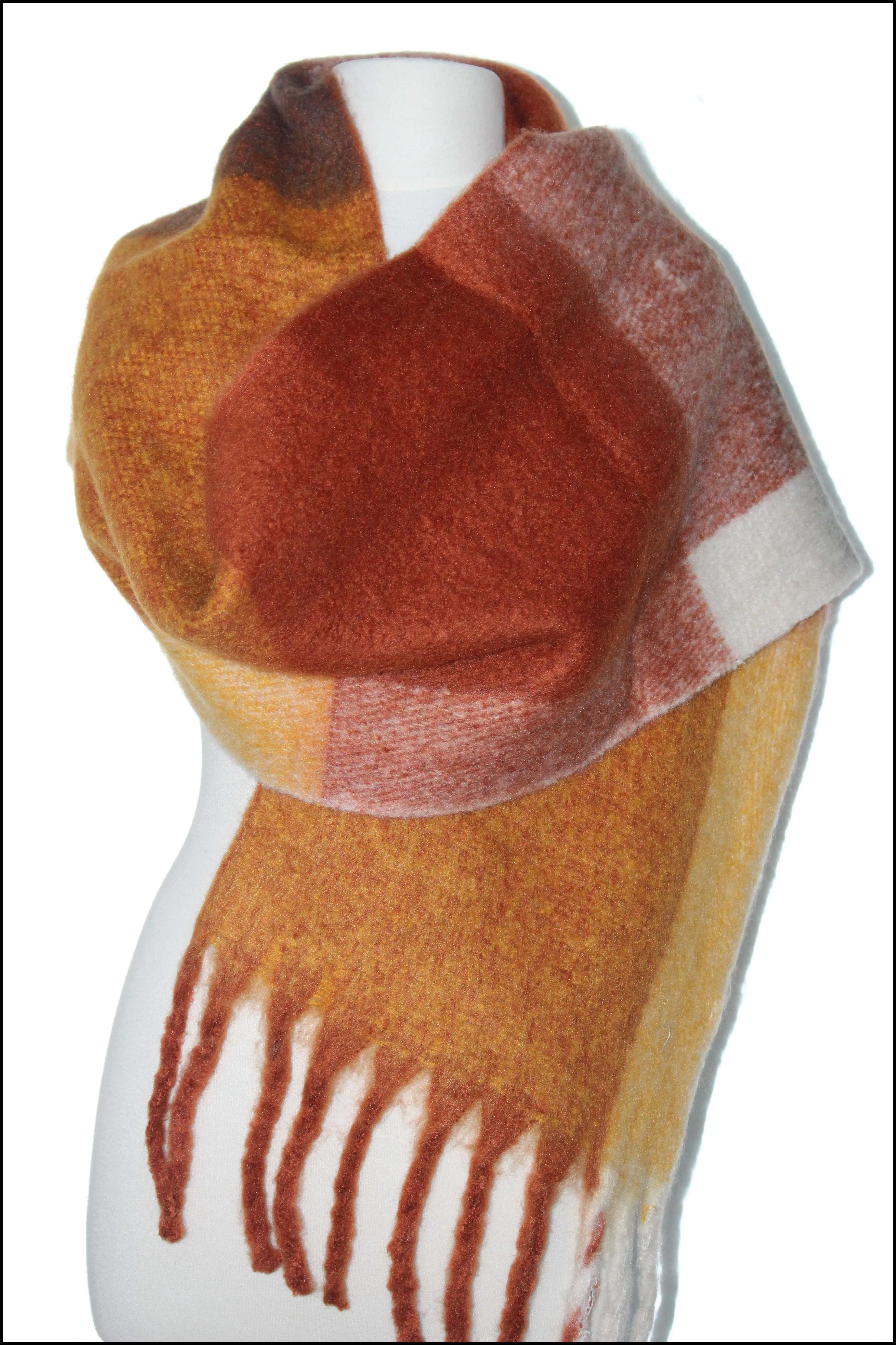Check Pattern Oblong Scarf w/Long Fringe