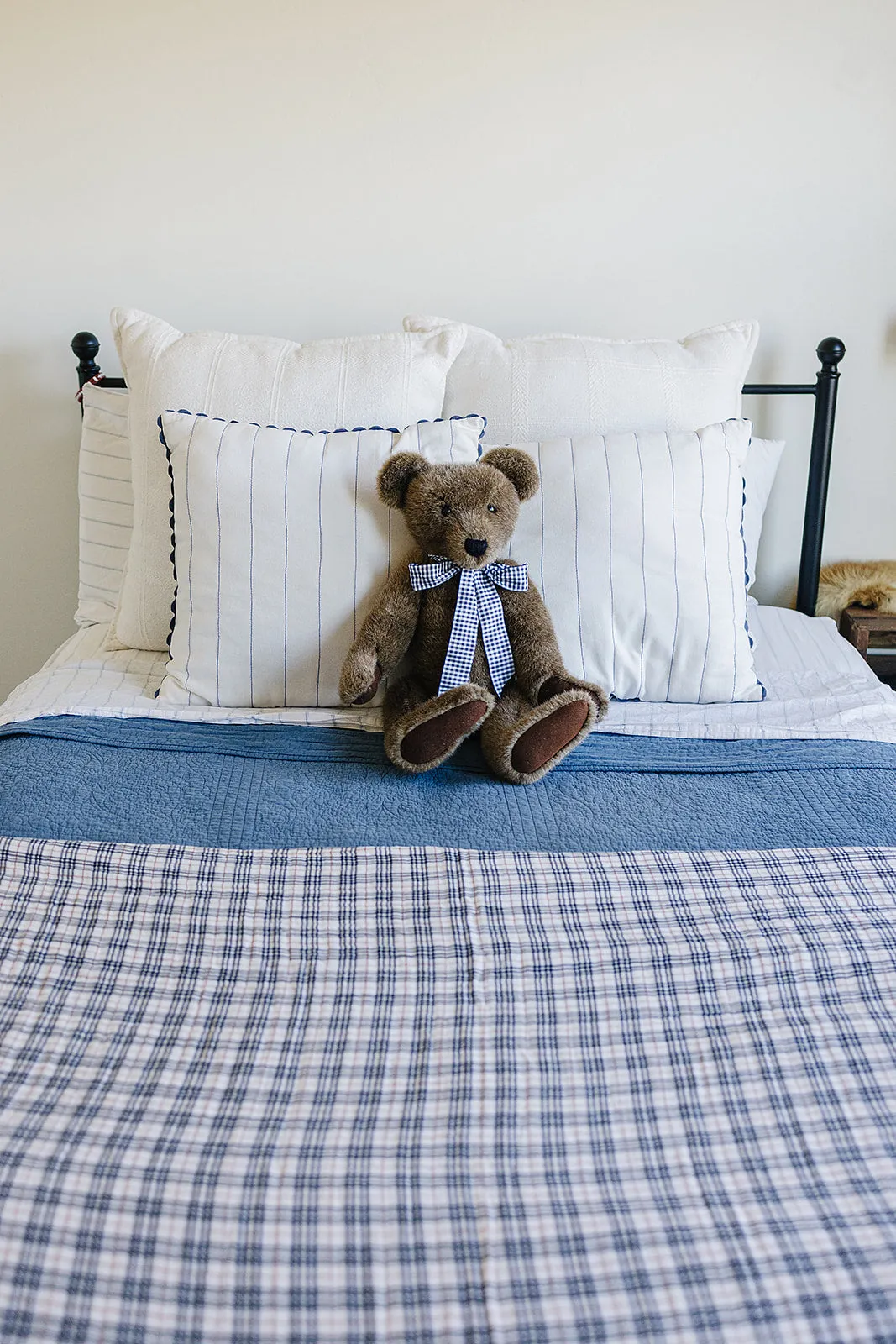 Vintage Plaid   Navy Plaid Twin Muslin Quilt